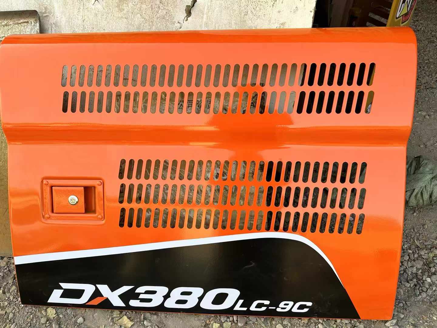 斗山DX380-9C泵门、散热器门、全系列挖掘机驾驶室配件