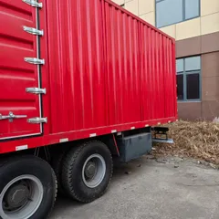 HOWO 8x4 货车出售 | 中国重汽重型货车厢式拖车