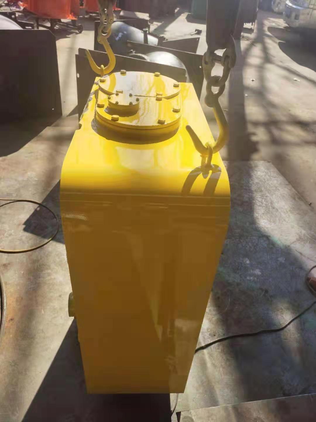 Komatsu PC200-8 Hydraulic Tank, Fuel Tank, Cab & Full Excavator Sheet Metal Parts