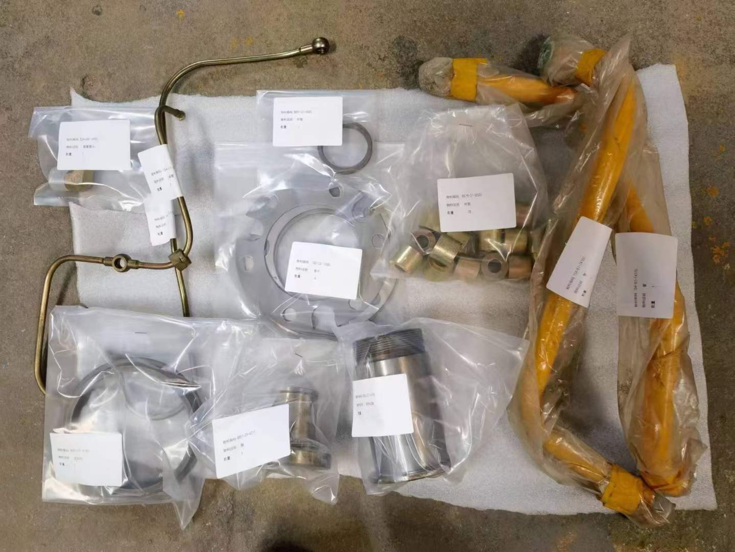 Part No.: 10Y-18-00024, 195-43-43190, 154-51-74170 Shantui Bulldozer Spare Parts