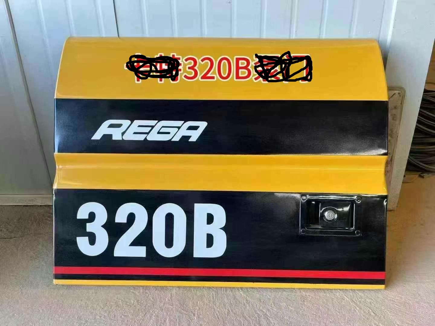 Cat 320B泵门、散热器门、发动机罩、驾驶室座椅及全系列挖掘机备件