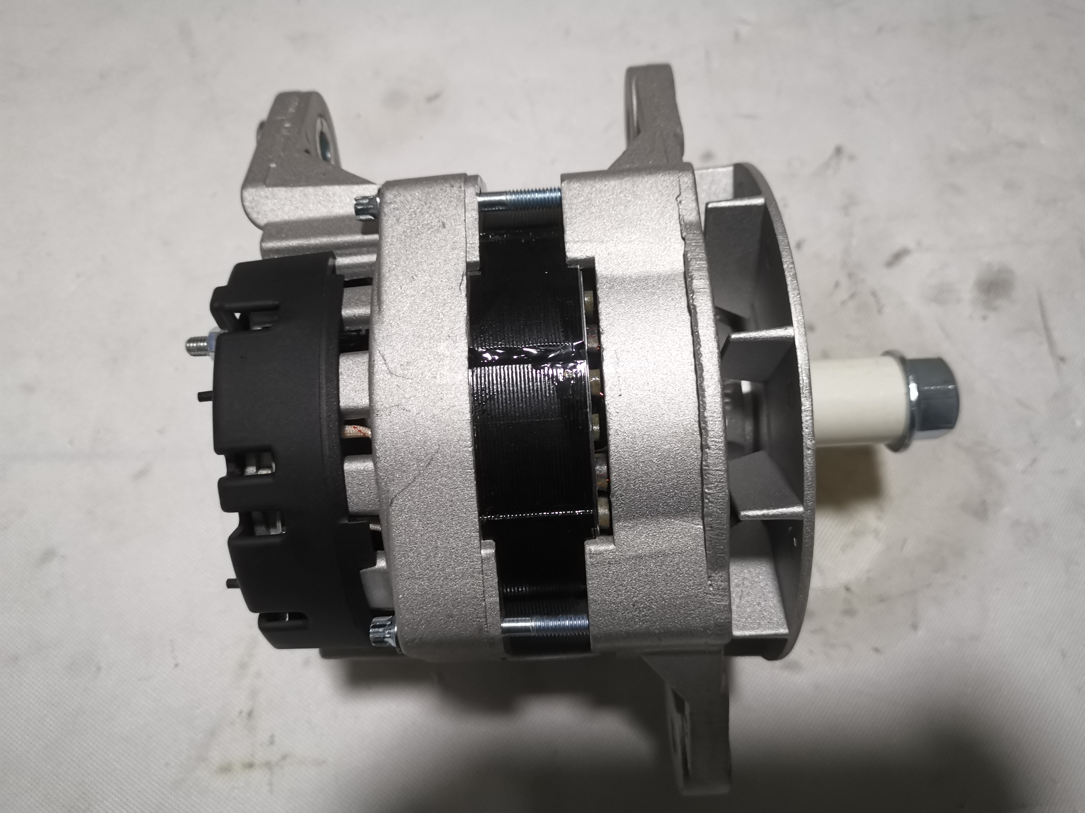 Cummins Alternator 4000590Engine Spare Part,24V / 100A
