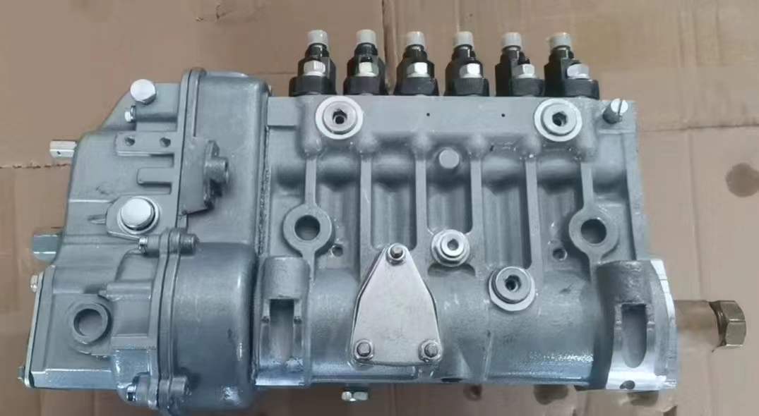 适用于 S6D125E 发动机、D65EX、D85ESS、D155 推土机的燃油喷射泵 6151-71-1180