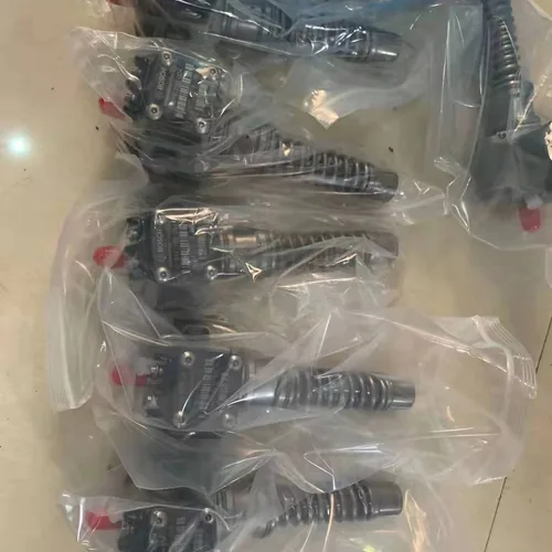 适用于沃尔沃 EC210B D6E 发动机的燃油喷射器 04390987