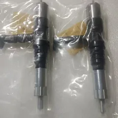 燃油喷射器 095000-1211，小松零件号 6156-11-3300