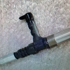 燃油喷射器 095000-1211，小松零件号 6156-11-3300