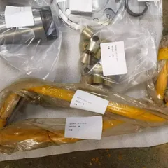 Part No.: 10Y-18-00024, 195-43-43190, 154-51-74170 Shantui Bulldozer Spare Parts