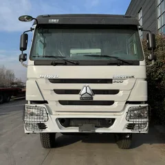 豪沃4X4自卸卡车