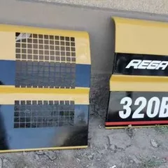 Cat 320B泵门、散热器门、发动机罩、驾驶室座椅及全系列挖掘机备件