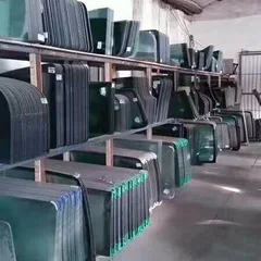供应各种型号挖掘机的全套驾驶室玻璃。