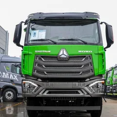 8×4 泥浆倾卸车