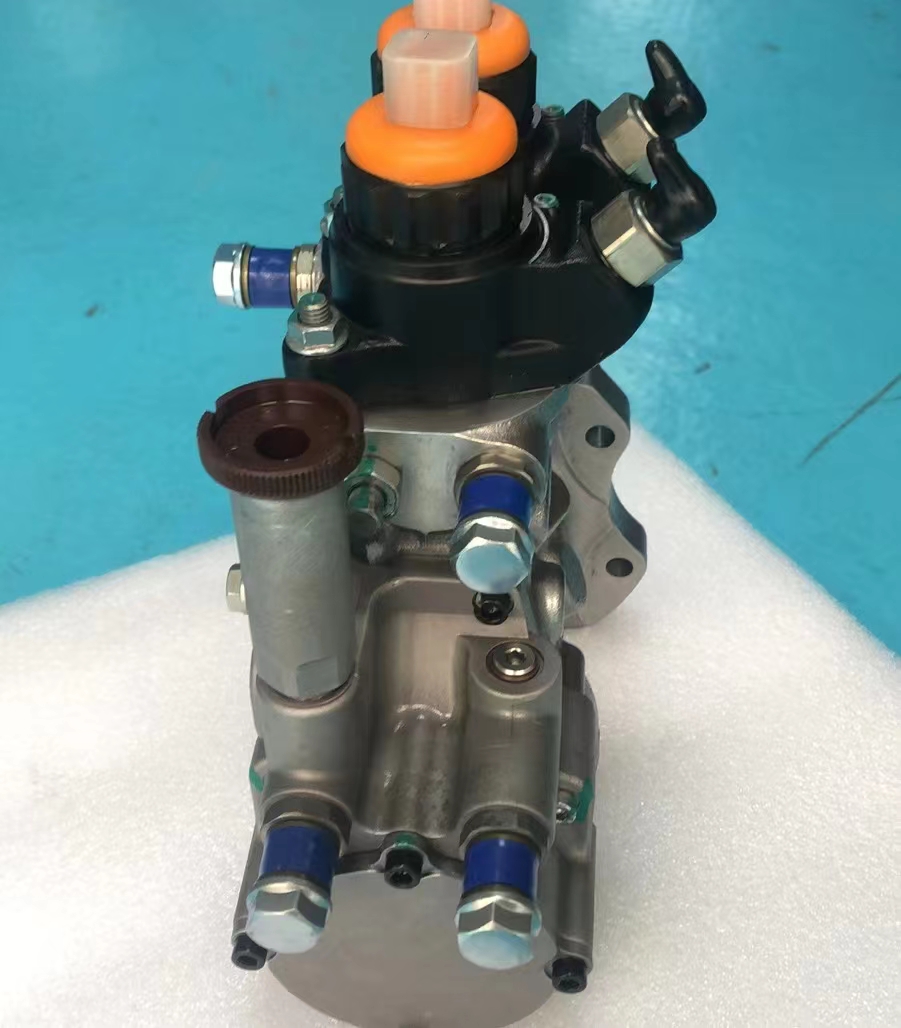 适用于配备 SA6D140E-3 发动机的小松 PC600-7、PC650-7 挖掘机的共轨燃油泵 094000-0320 / 6217-71-1121