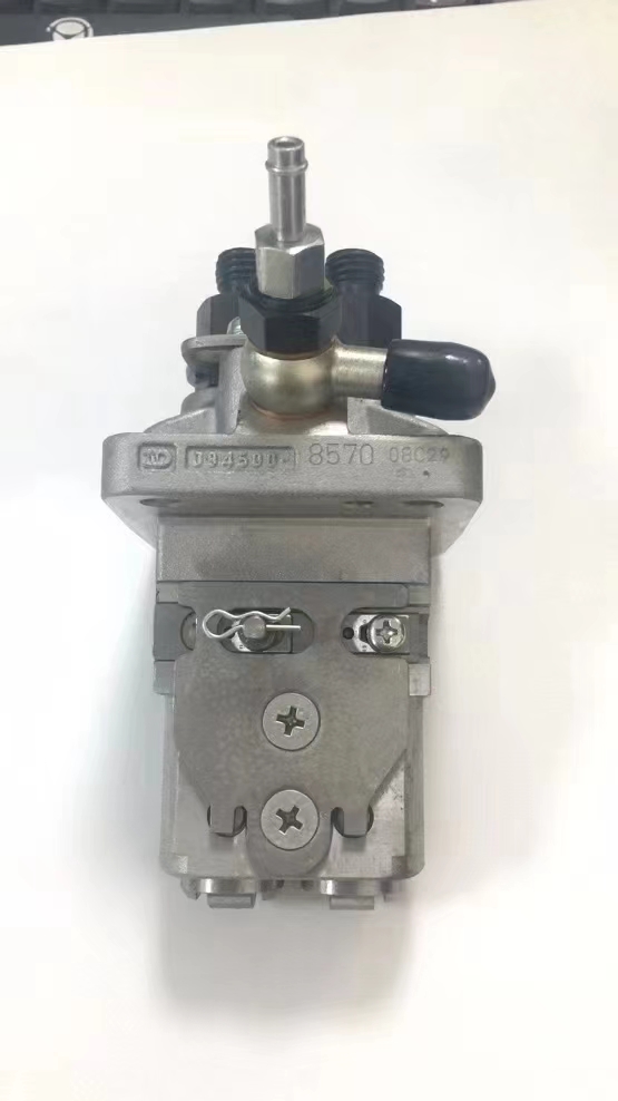 适用于珀金斯 403C-11 / 103-10 发动机的燃油喷射泵 094500-8110 (13101764)