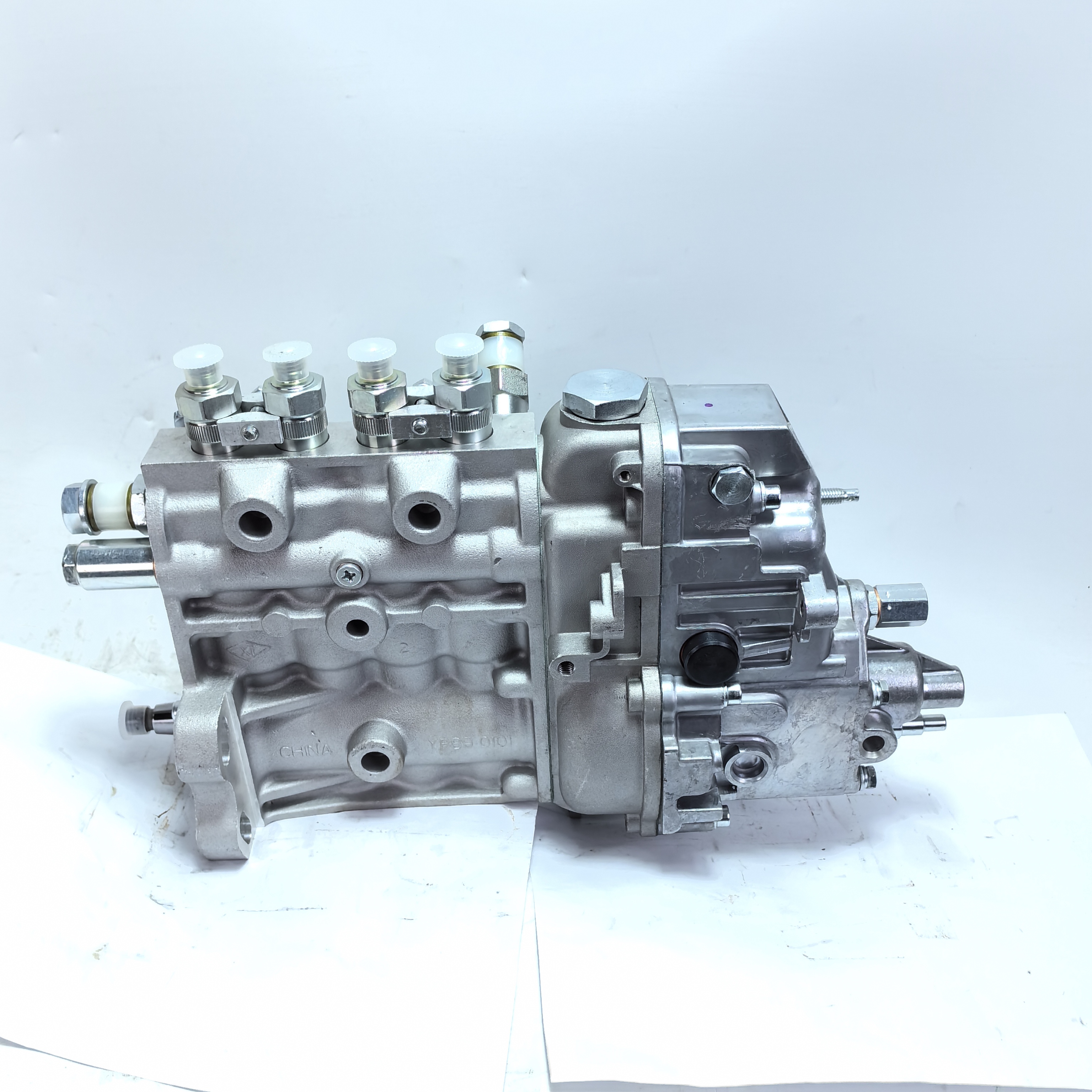 适用于三菱4D31/4D32/4D33/4D34发动机的燃油喷射泵总成101441-9790 (CPES4A65C412RS2000)