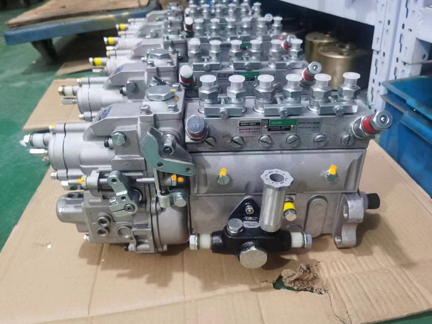 适用于配备三菱6D34发动机的Kobelco SK200-6、SK210-6、SK250-6的燃油喷射泵总成101605-840F