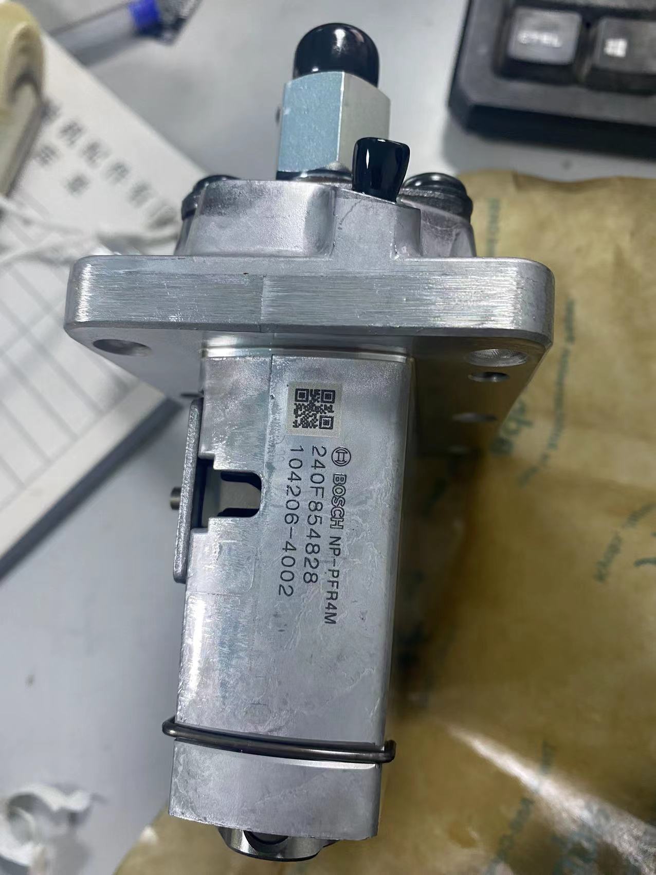 适用于久保田V1305 V1505发动机的燃油喷射泵16060-51013