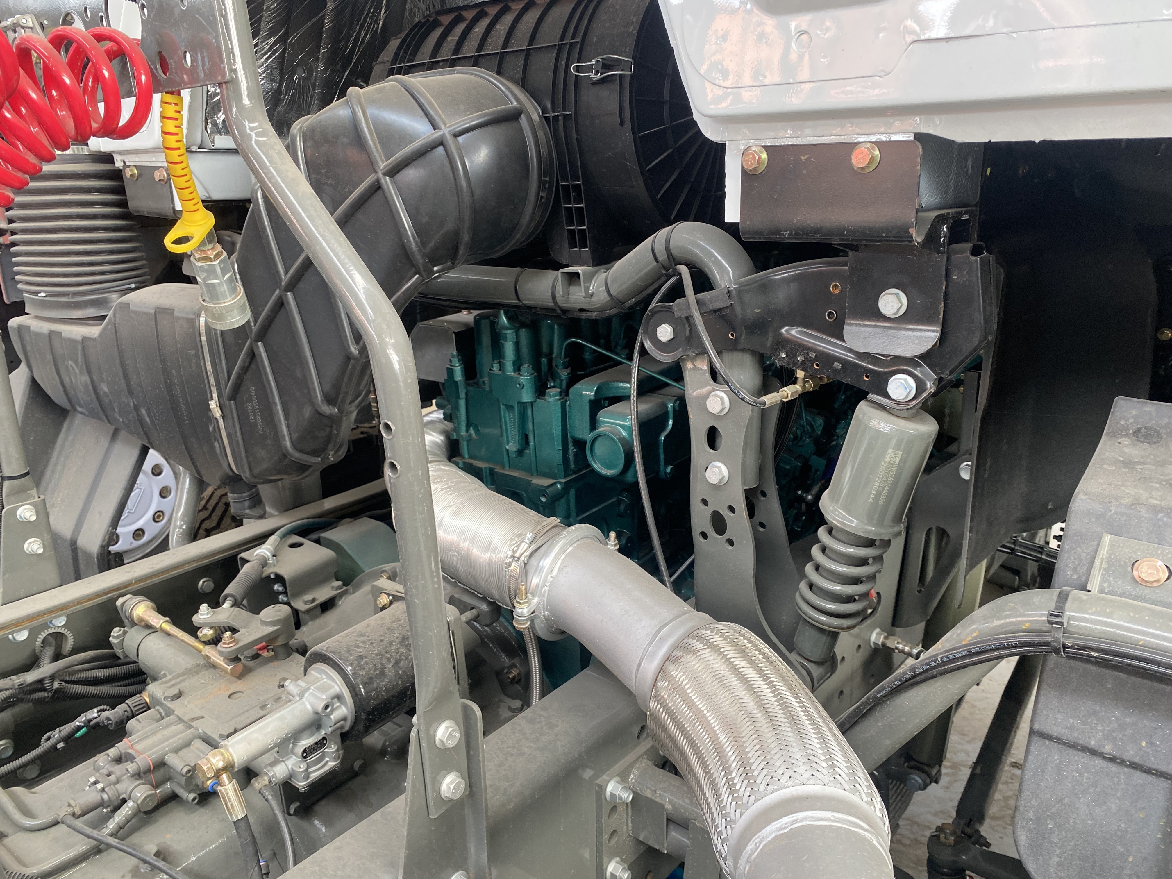 HOWO NX tractor unit