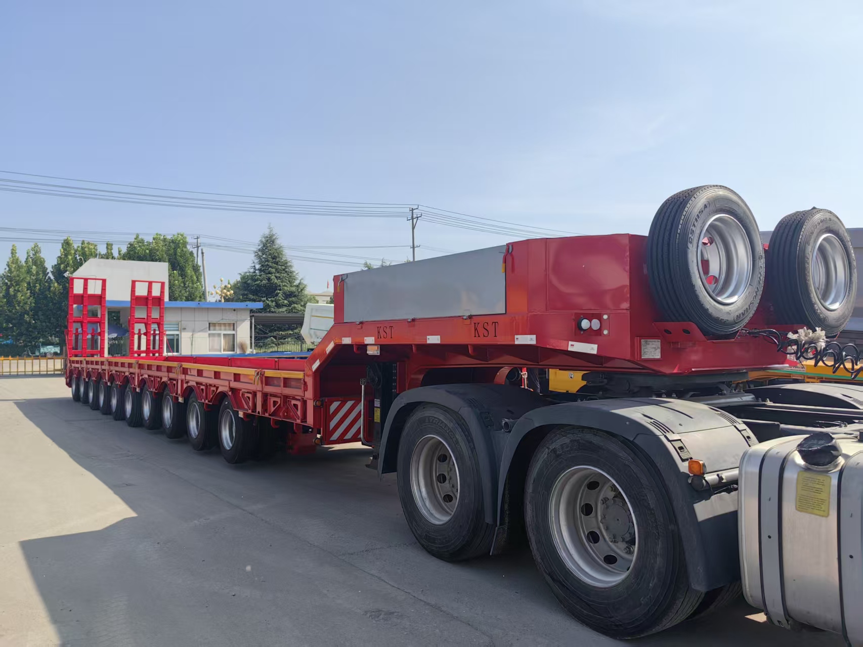 7 Axles 17m Lowbed Semi Trailer for Uzbekistan Export Extendable to 22m Hydraulic Ladder 6 Axles 16.5m Lifting Axle Heavy Transport Trailer