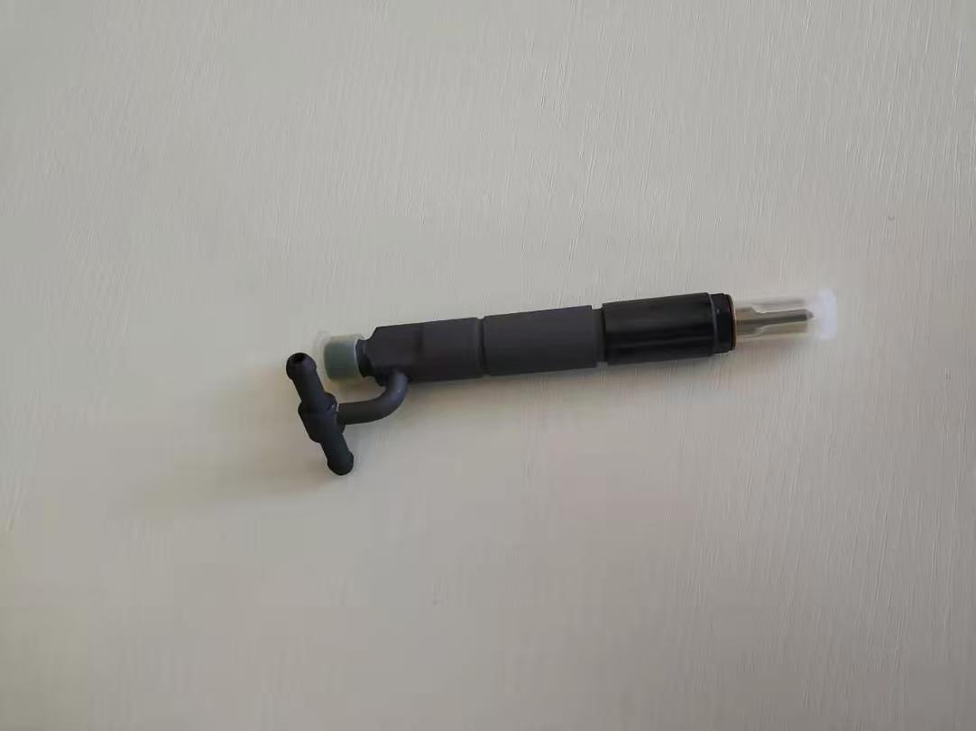 洋马4TNV98T燃油喷射器，零件号729933-53100