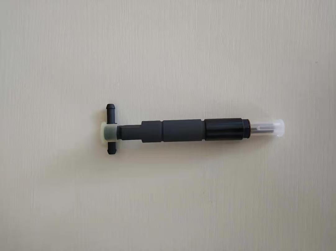 洋马4TNV98T燃油喷射器，零件号729933-53100