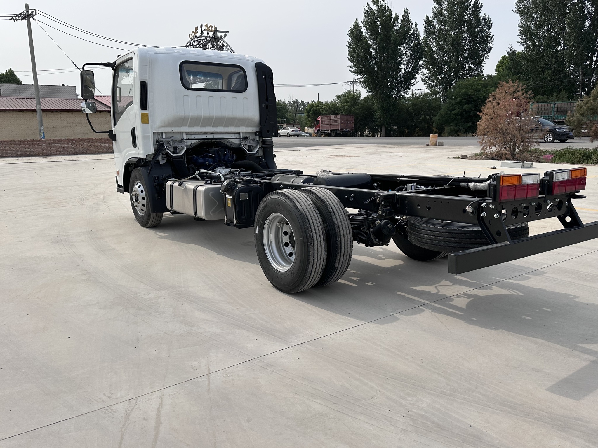轻型商用车