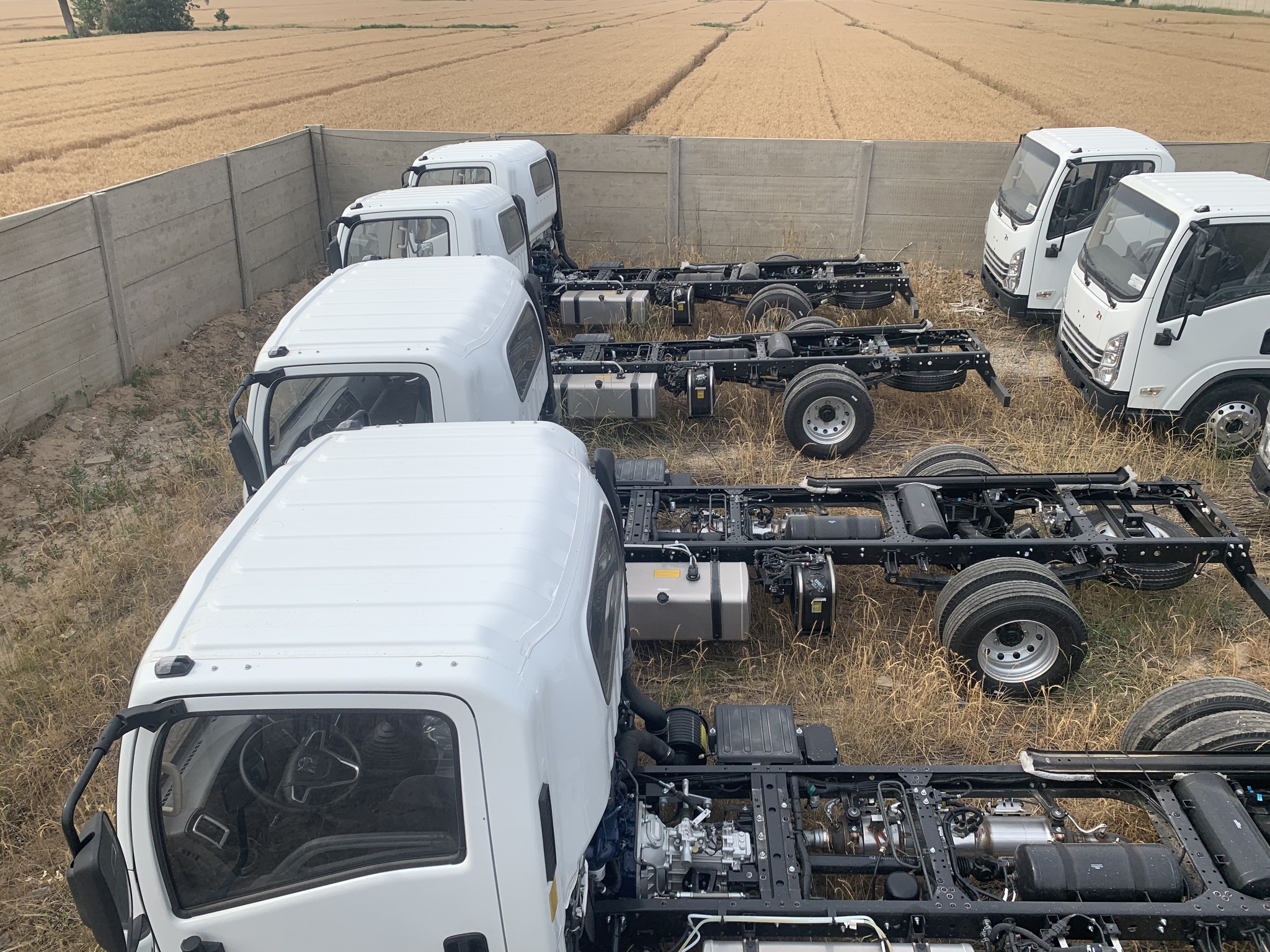 轻型商用车