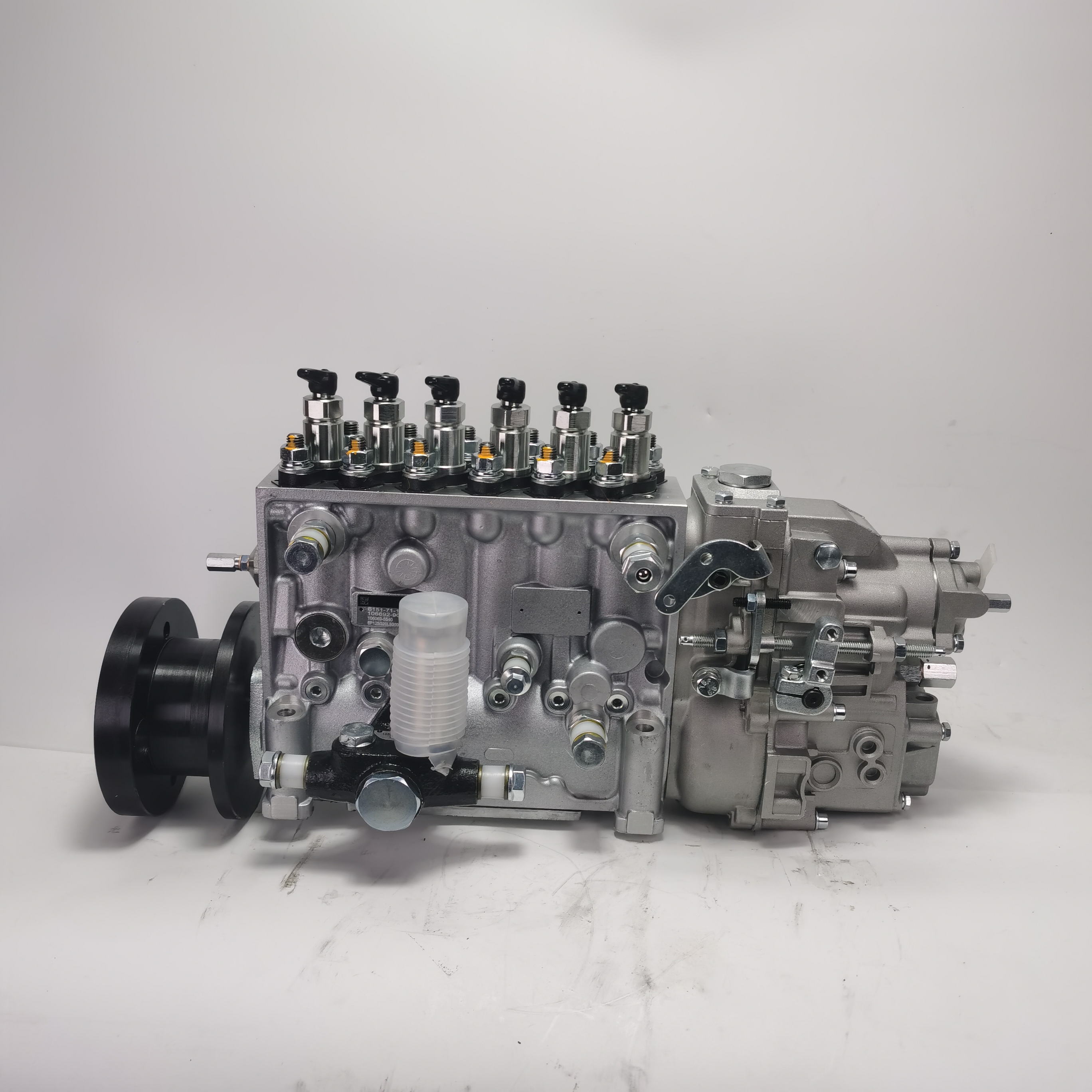 适用于小松S6D125E-2发动机的燃油喷射泵总成6151-71-1440，适用于WA420、WA470-3轮式装载机和PC400-7挖掘机
