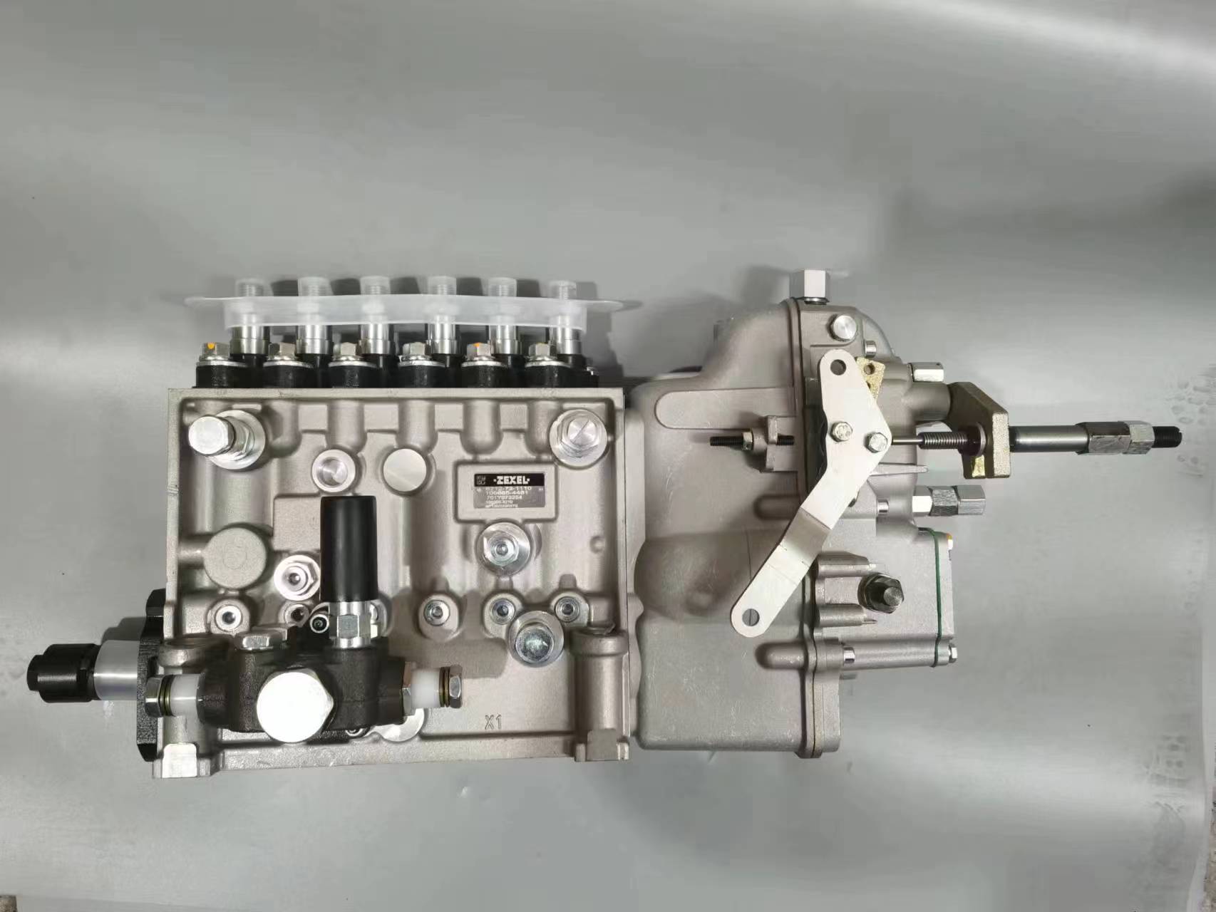 适用于小松 6D170E-2 发动机和 D375 推土机的燃油喷射泵总成 6162-75-2160 / 106682-9551