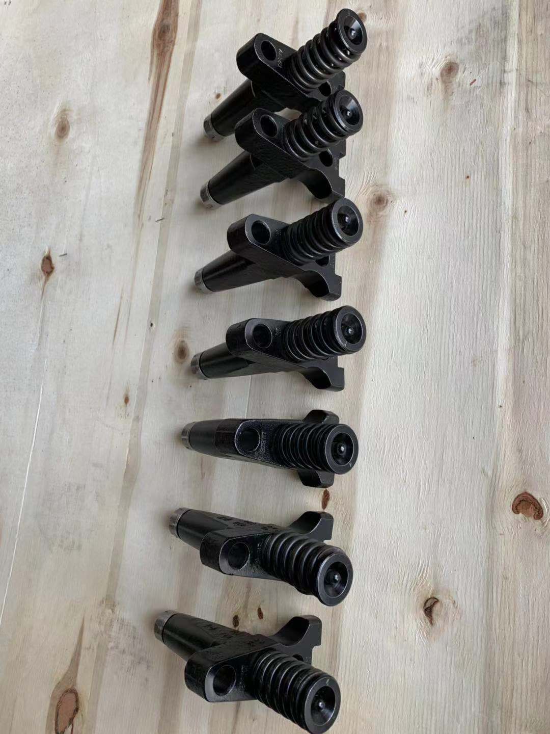 适用于小松NH220康明斯发动机的燃油喷射器总成6620-11-3011
