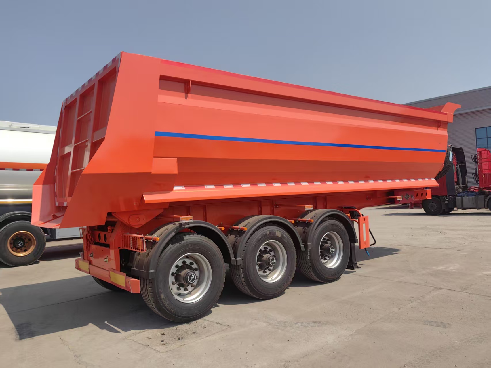 8.5-9.5m Heavy Duty Dump Semi-Trailer Export to Central Asia Fuwa 13T Axle 1200R22.5 Single Tire Construction Transport Semi-Trailer