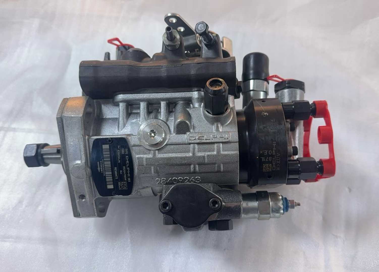 适用于约翰迪尔 4045D/4045T 发动机的燃油喷射泵 9520A790W (RE569473)