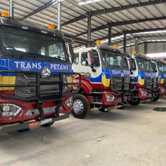 HOWO NX tractor unit