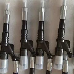 适用于小松S6D125E-2发动机的机械式柴油喷油器总成 6151-12-3100、095000-1211