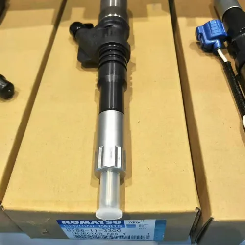 高压共轨喷油器 6156-11-3300 / 095000-1211，电装原装