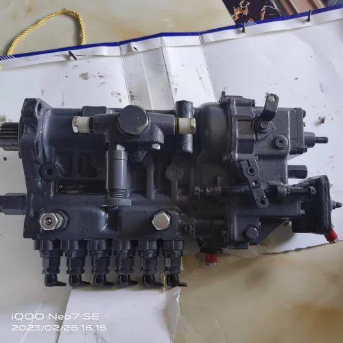 Fuel Injection Pump 6222-73-1110 / 09200-1171 for Komatsu PC200-7 and PC300-6 Excavators