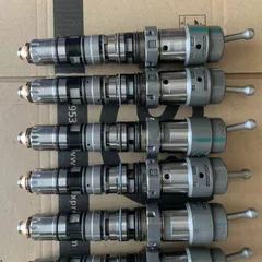 适用于小松SAA6D170E发动机的燃油喷射器总成6560-11-1114，也适用于PC1250-7和PC1250-8挖掘机