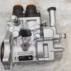 适用于配备 6D170E-5E 发动机的小松 WA600-6、PC1250-7、PC630-7 的燃油喷射泵 6245-71-1111
