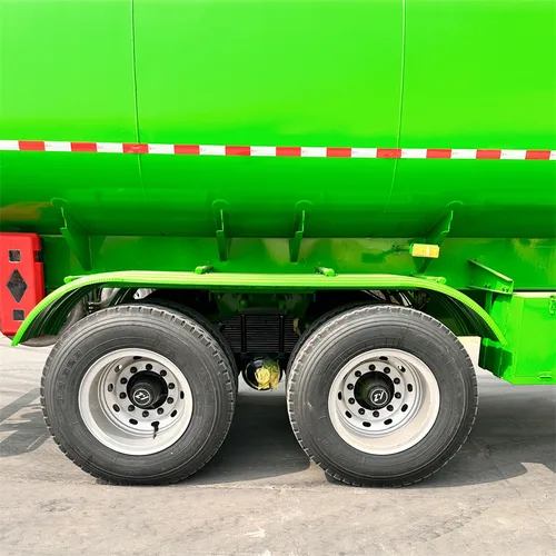 3-Axle Liquid Fuel/Oil Tank Semi-Trailer