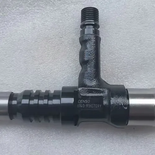 Fuel Injector 6218-11-3100 (Denso 095000-0562) for Komatsu D155A-5 & SA6D140E-3 Engine