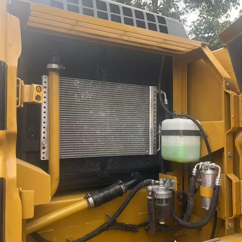 卡特彼勒 CAT 320D 液压挖掘机 20吨工程挖掘机 出口特供，附带官方出口许可证