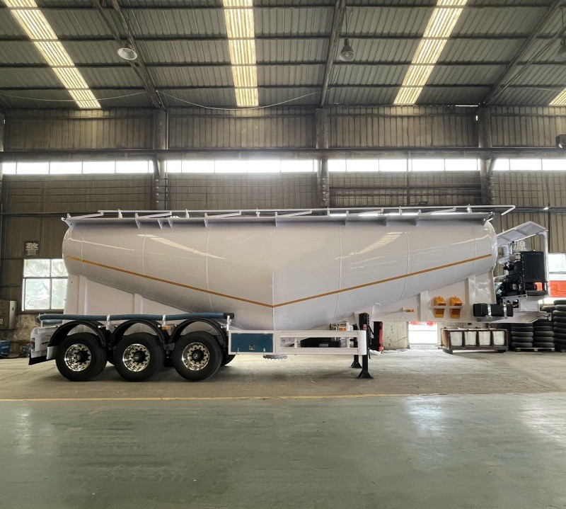 5-Axle Heavy-Duty Dry Bulk Cement Tank Semi-Trailer