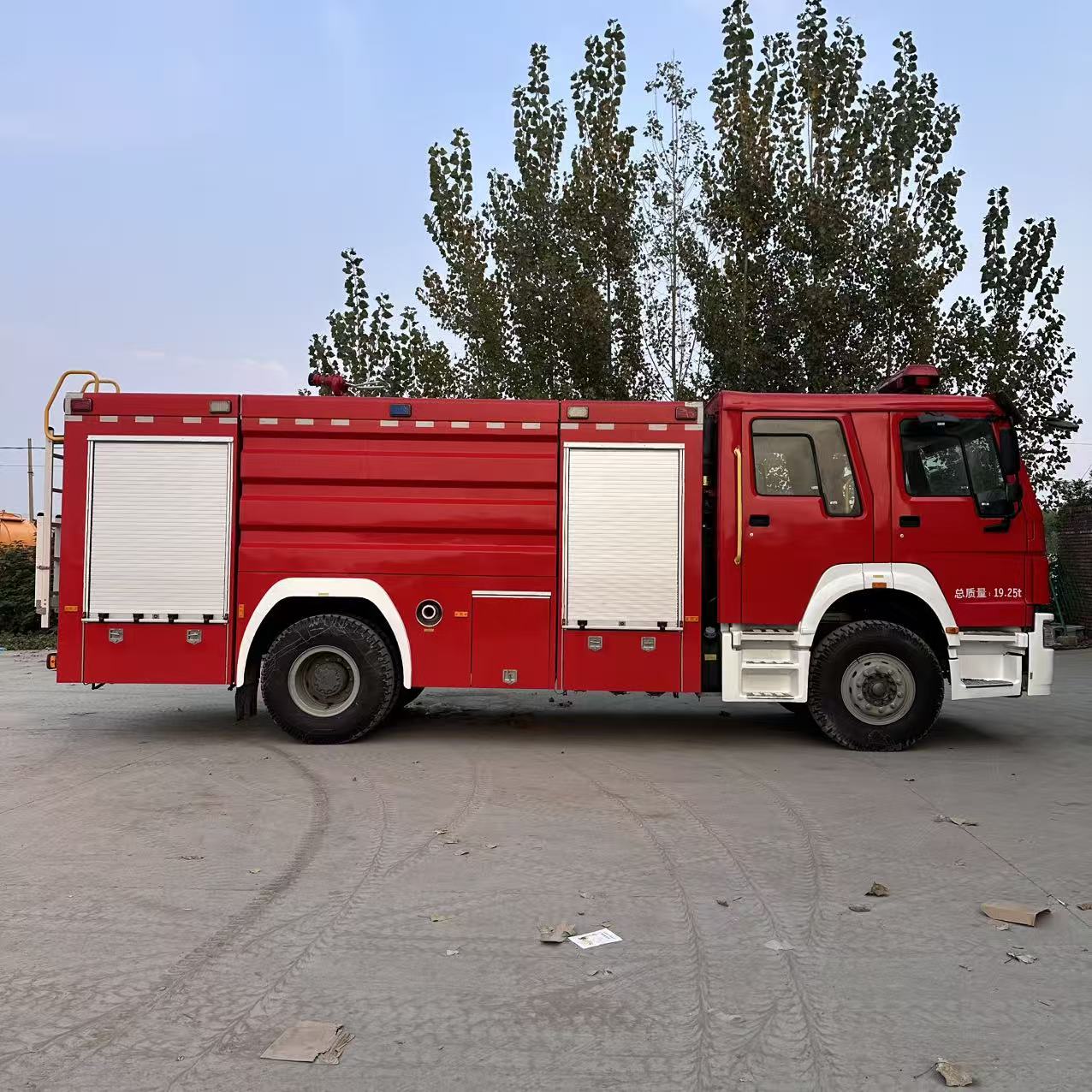Fire rescue vehicle
