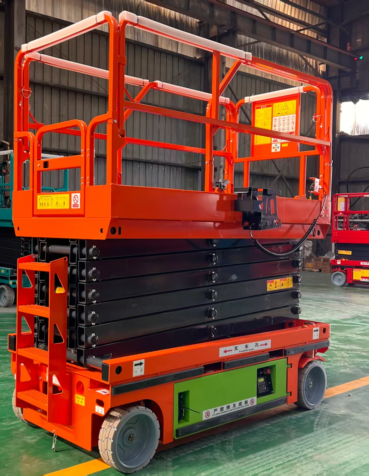 6-12m Self‑propelled Scissor Lift