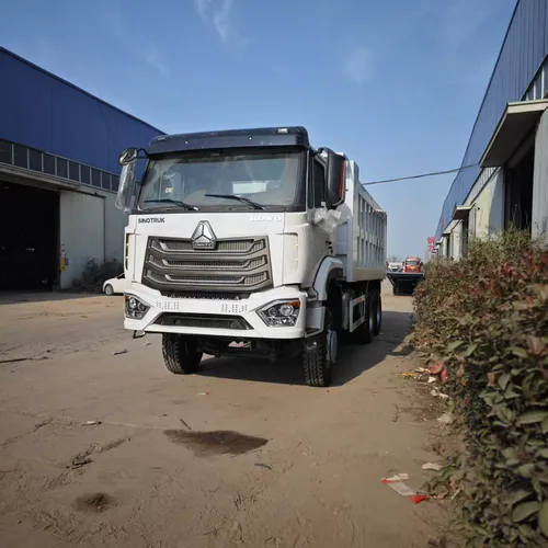 中国重汽豪沃NX二手6x4十轮重型自卸车，371马力，左舵。