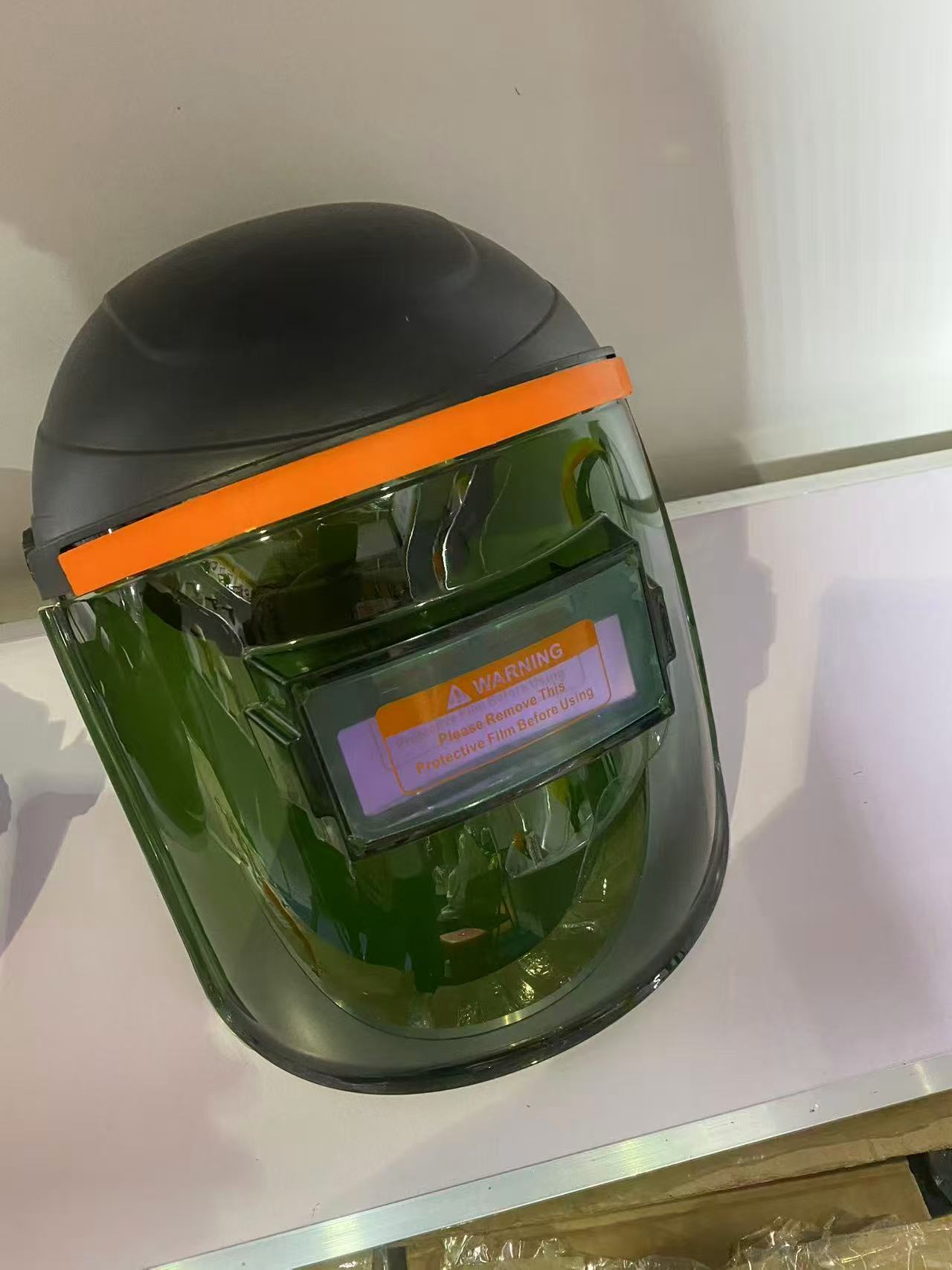 Auto-Darkening Welding Helmet