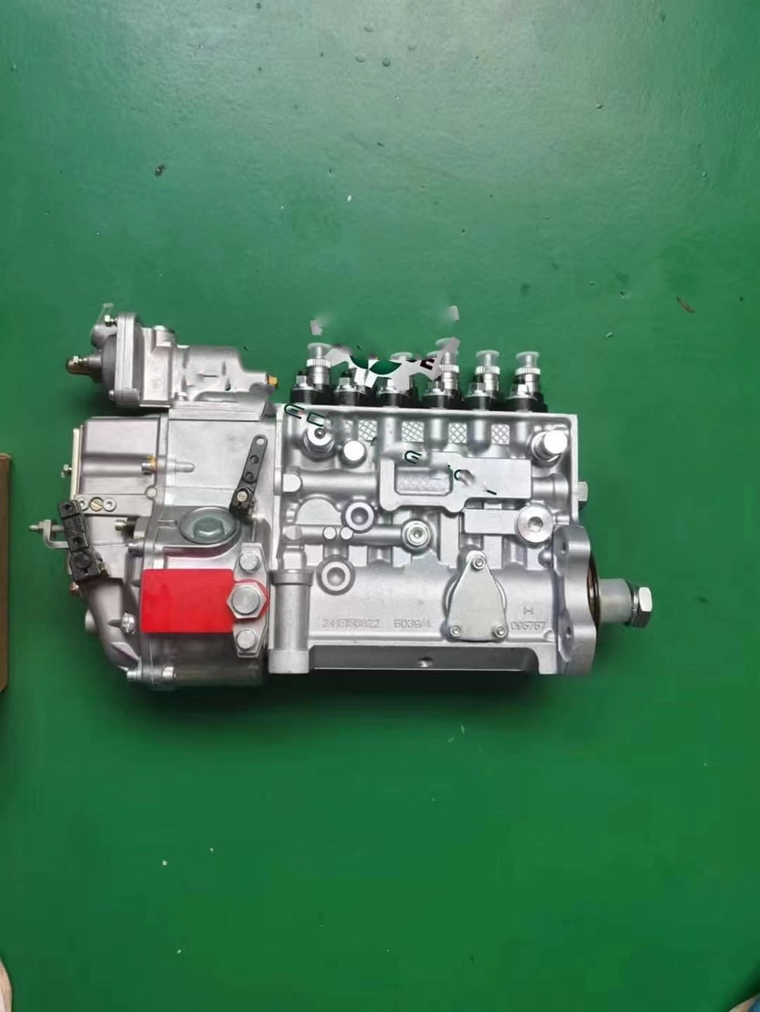 Fuel Injection Pump Assembly 0402736883 (P7100) for Cummins 6B5.9 / 6BT5.9 Engine