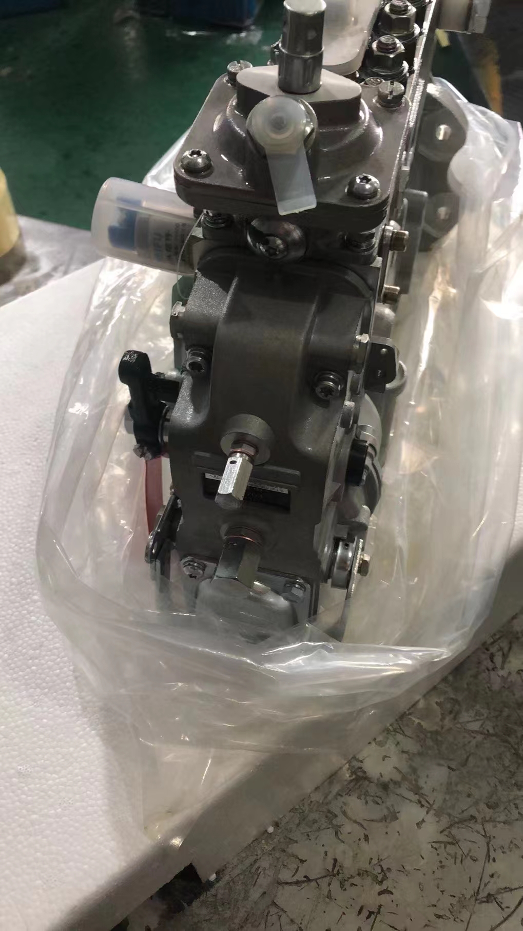 Electronic Unit Pump EUP 0421890033 for DEUTZ BF6M1013 Volvo D7D Engine