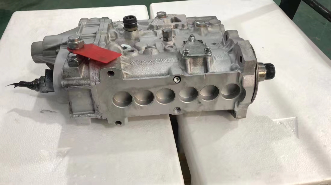 Fuel Injection Unit Pump 0421890033 for DEUTZ 1015/2015 Engine Volvo Renault Heavy Duty