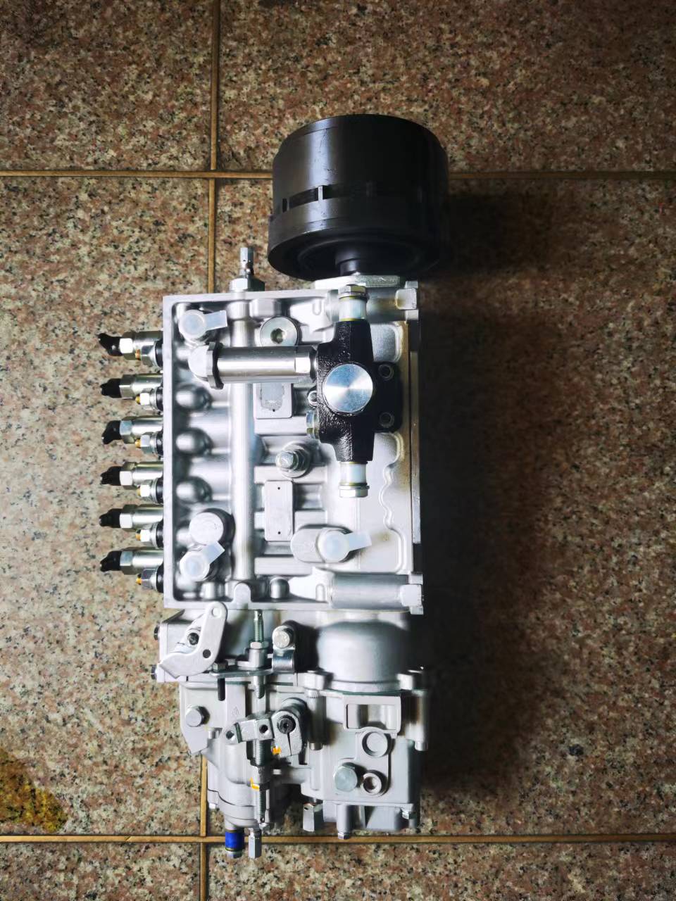 Fuel Injection Pump 106676-2522 for Doosan / Daewoo DB58T Engine, DH220-5 & DH225-7 Excavator
