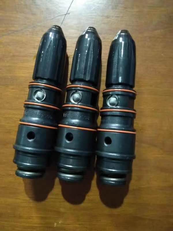 Fuel Injector 3054218-20 for Cummins NT855/NTA855 Engine